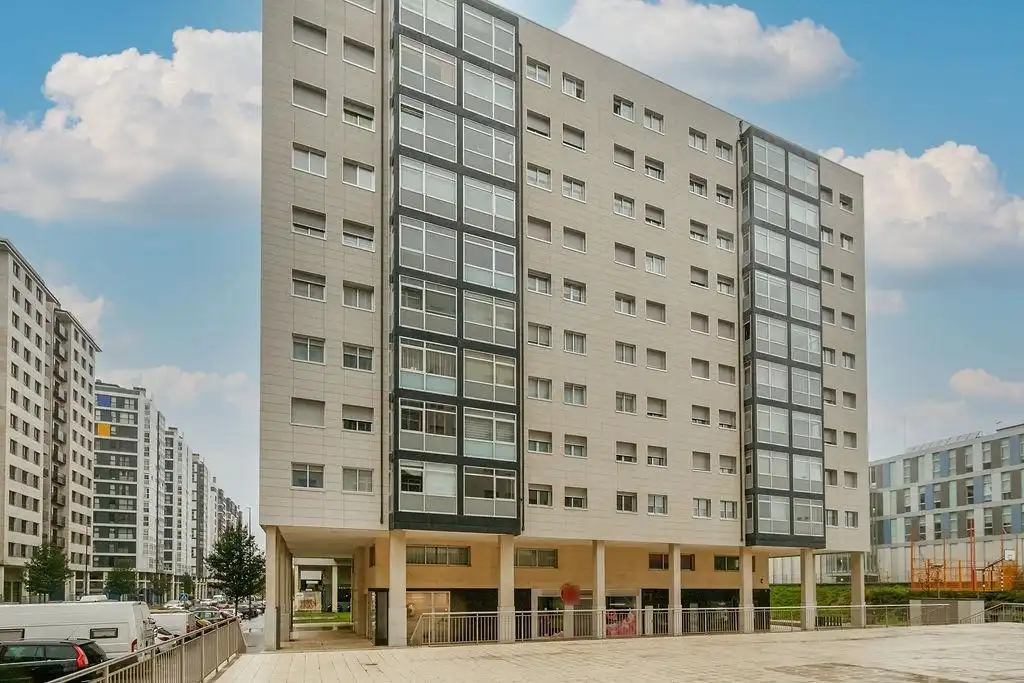 Exterior view of Garage for sale in Vigo 