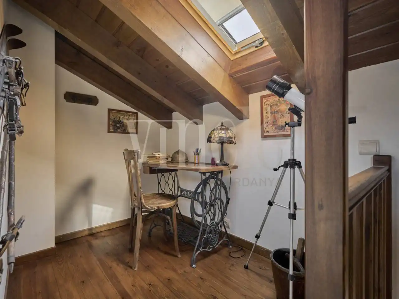 Habitación de Casa o chalet en venta en Bellver de Cerdanya con Calefacción, Jardín privado y Parquet