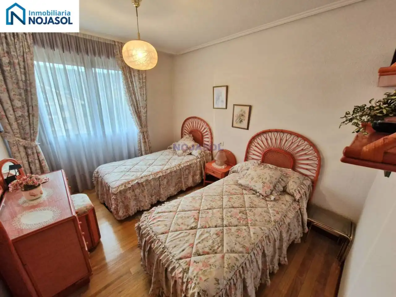 Habitación de Piso en venta en Hazas de Cesto con Parquet, Terraza y Amueblado