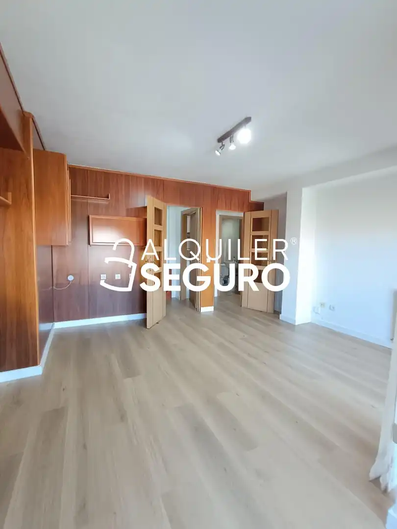 Flat for rent in Polonia, El Carrascal