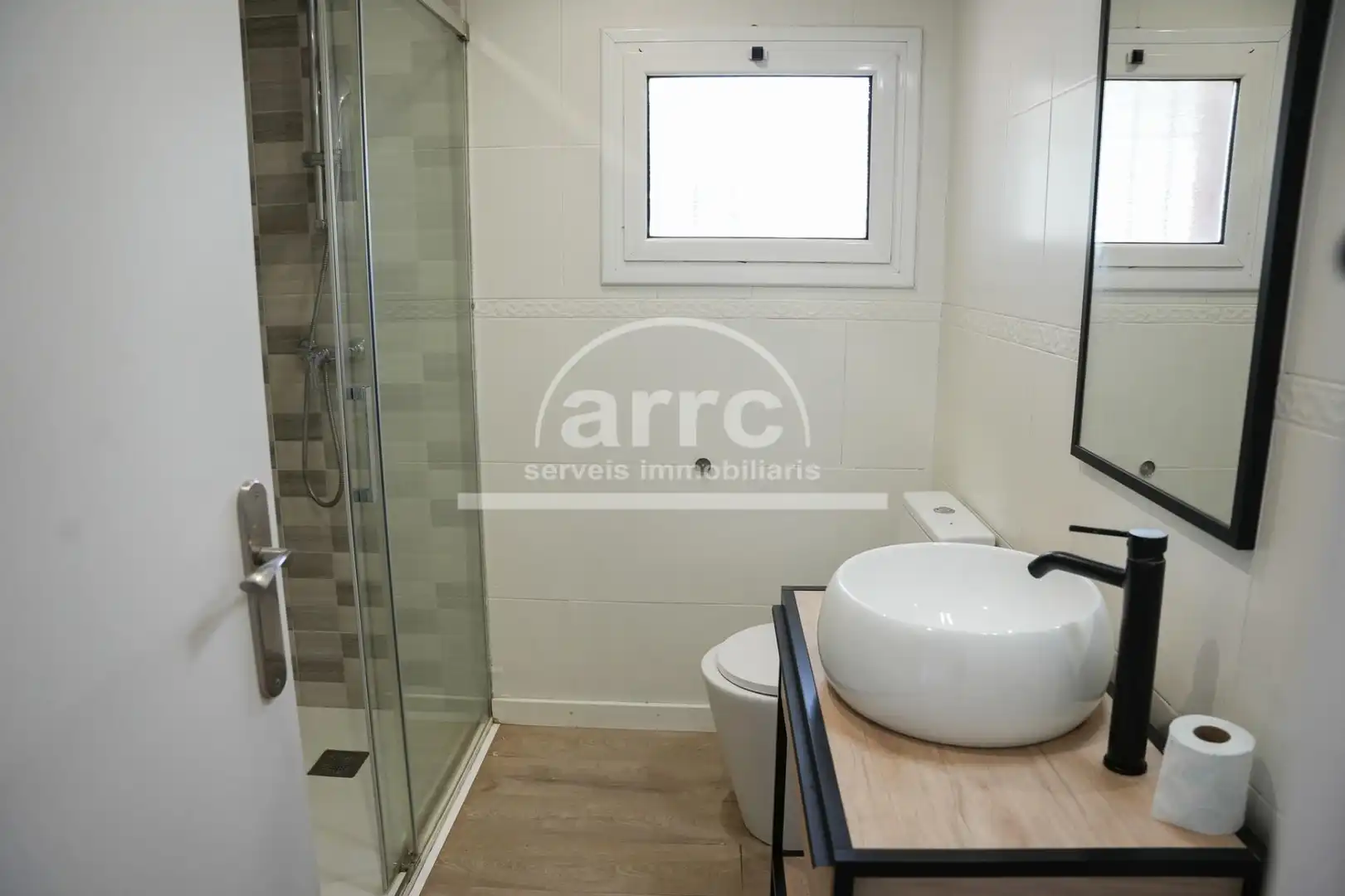 Bathroom of Houses for sale in Cabrils  with Heating, Private garden and Parquet flooring