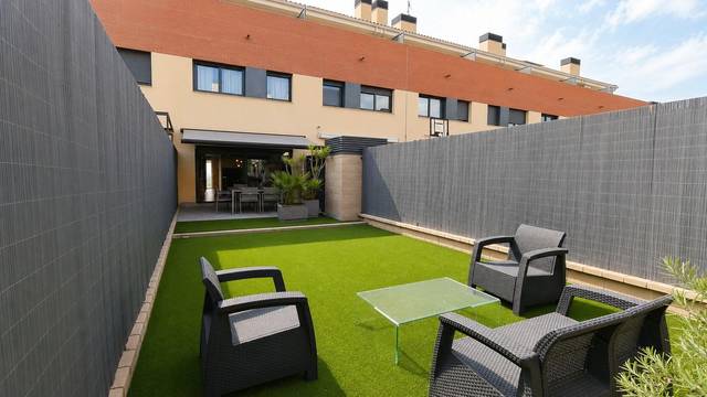 Casa adosada en Venta en Quart