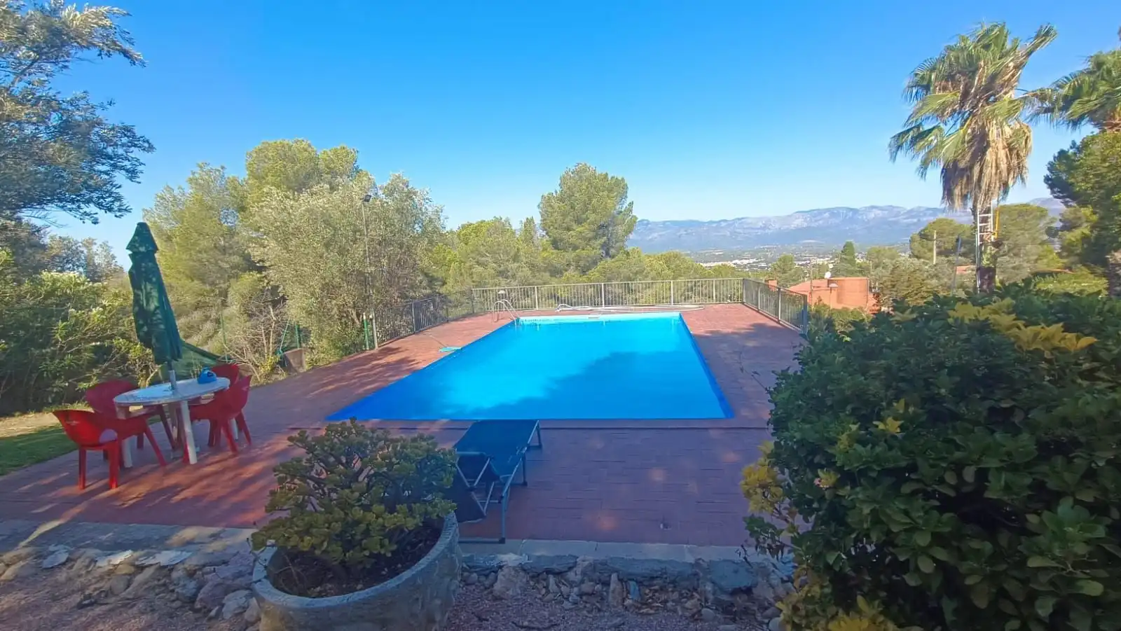 Piscina de Casa o xalet en venda en Tortosa amb Aire condicionat, Calefacció i Jardí privat