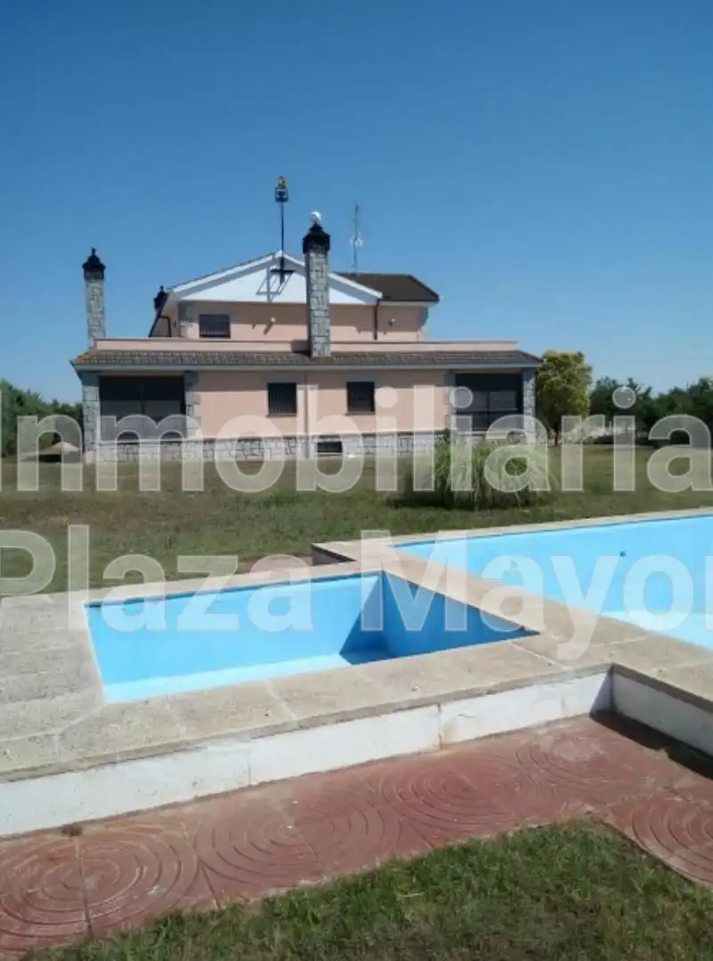 Chalet con piscina en venta en Castellanos de Villiquera, imagen 8