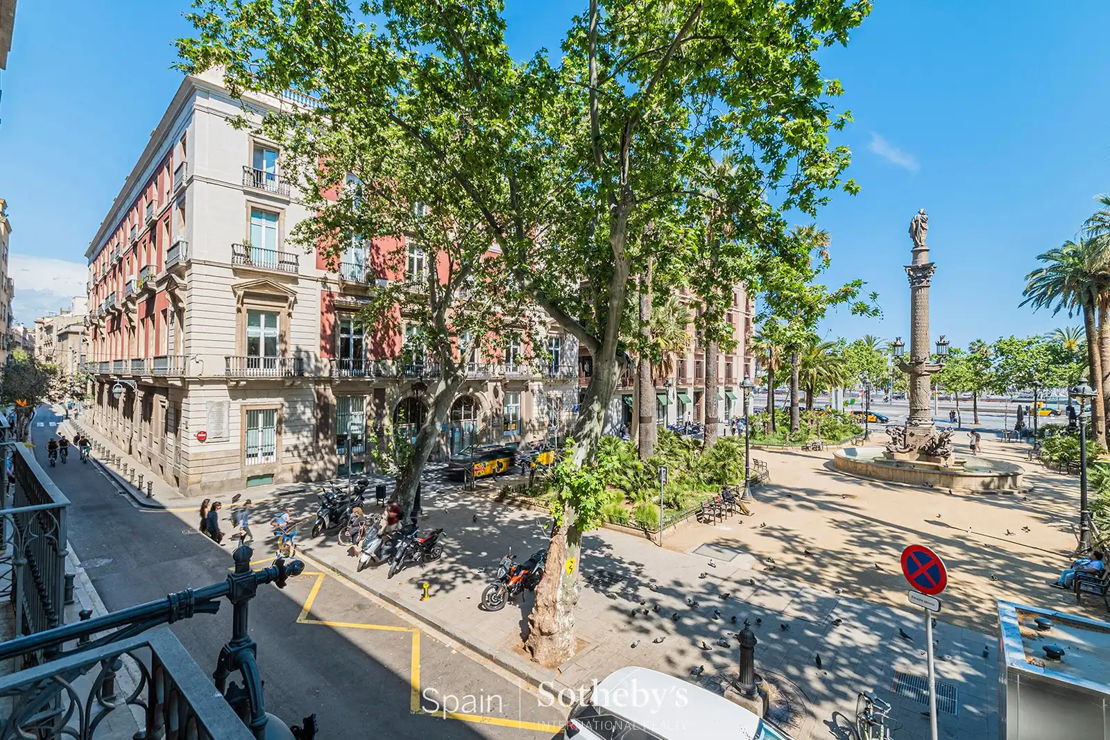 Vista exterior de Apartamento en venta en Barcelona con Aire acondicionado, Calefacción y Terraza