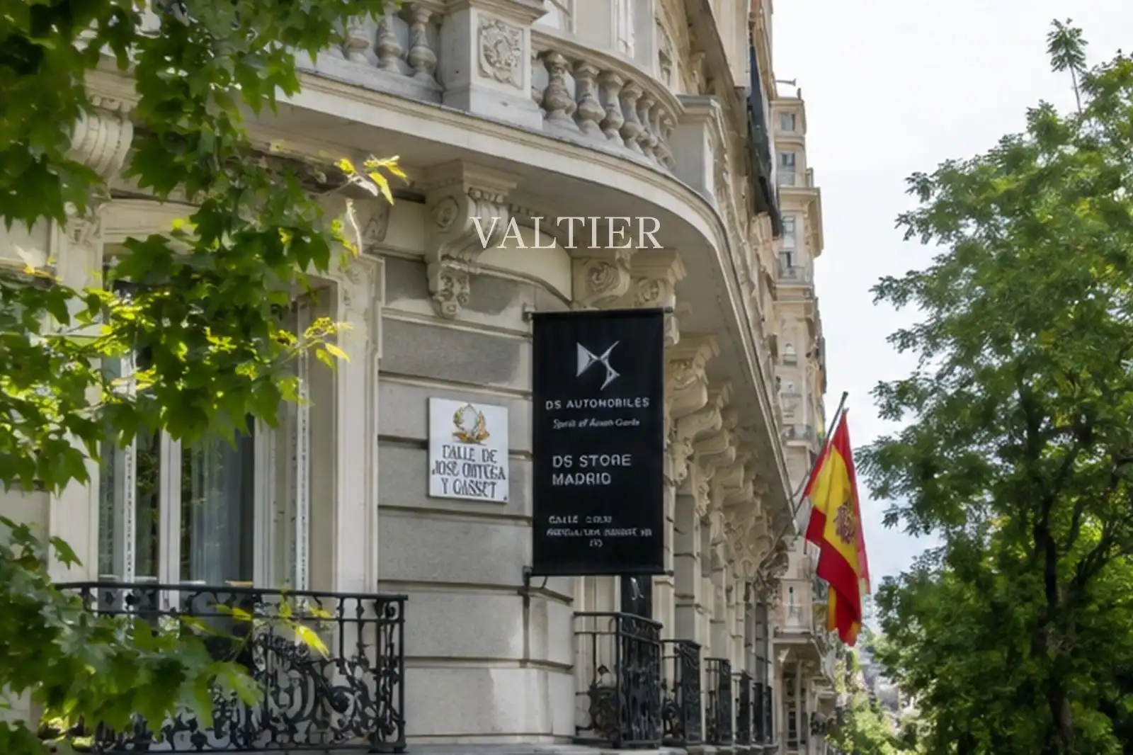 Vista exterior de Pis en venda en Madrid amb Traster