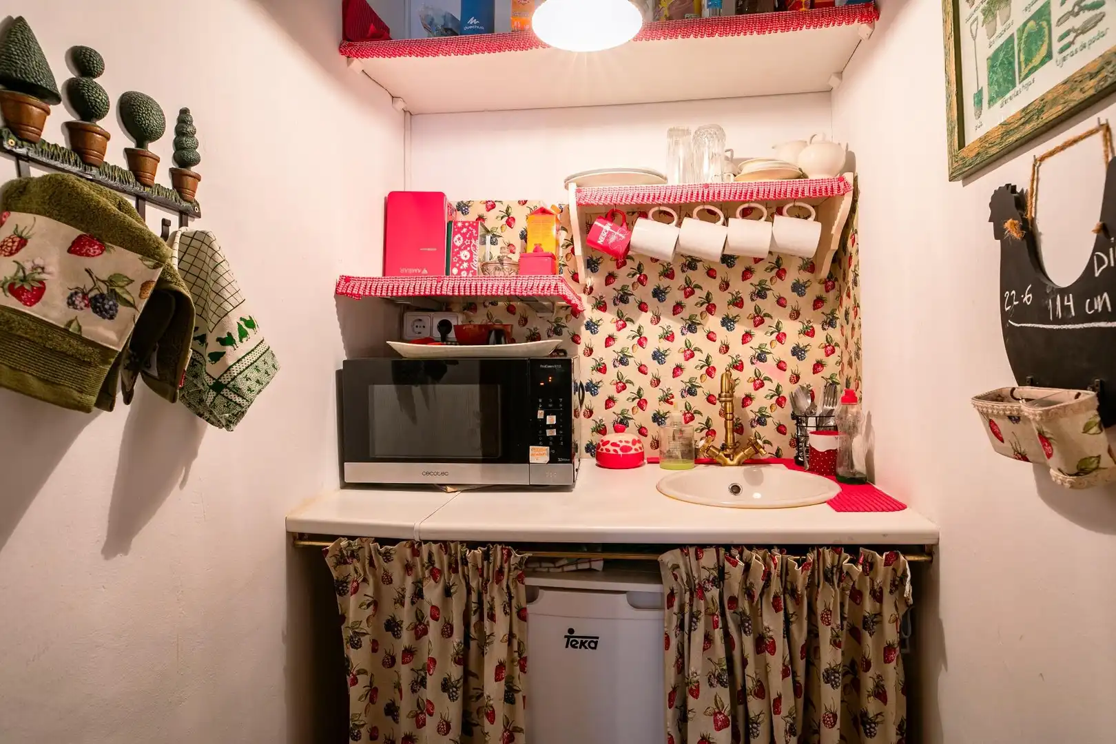 Kitchen of Duplexes for sale in Huesca  with Heating, Storage room and Furnished