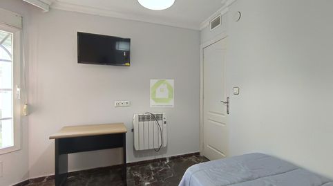 Photo 2 of Room in Cervantes, Bola de Oro, Granada Capital