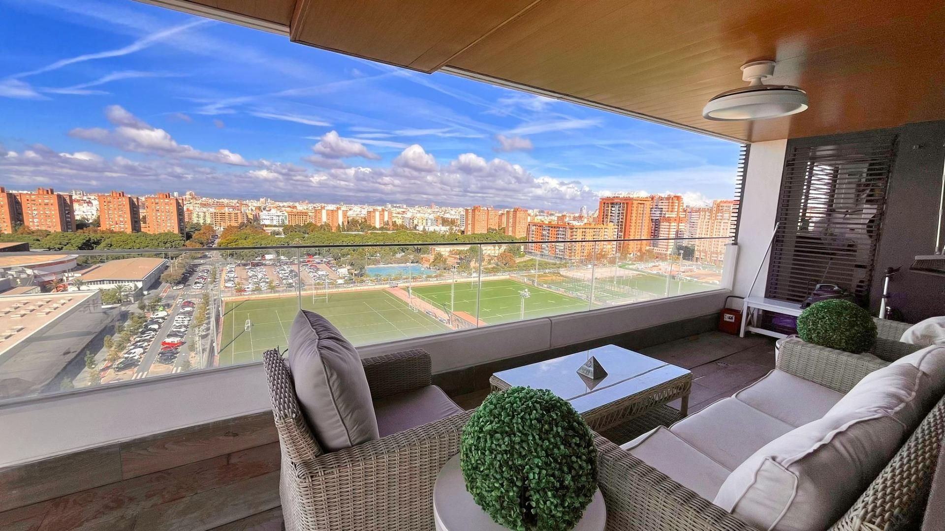 Terrassa de Pis en venda en  Valencia Capital amb Aire condicionat, Terrassa i Piscina