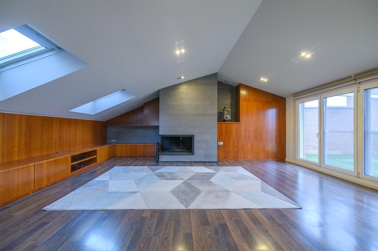 Living room of Attic for sale in Manresa  with Air Conditioner, Heating and Parquet flooring