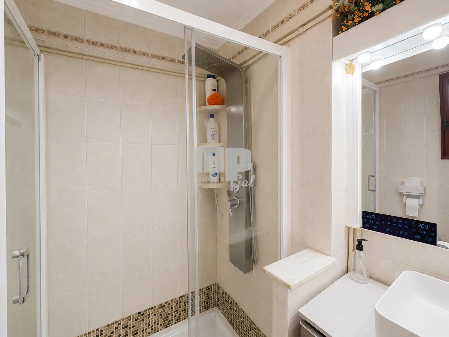 Piso en venta en Rúa Maceiras, imagen 8