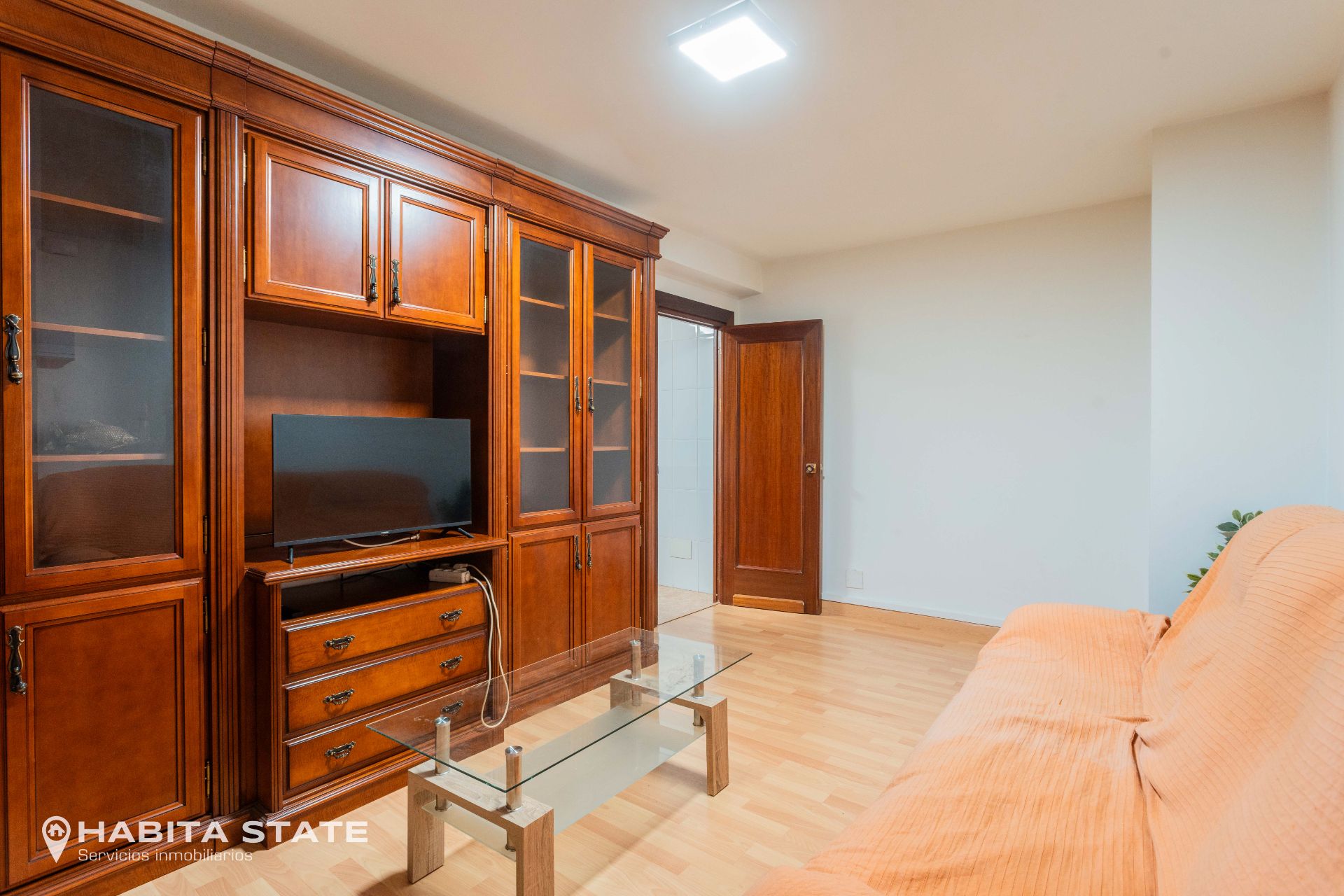 Bedroom of Flat for rent in  Almería Capital  with Air Conditioner and Furnished