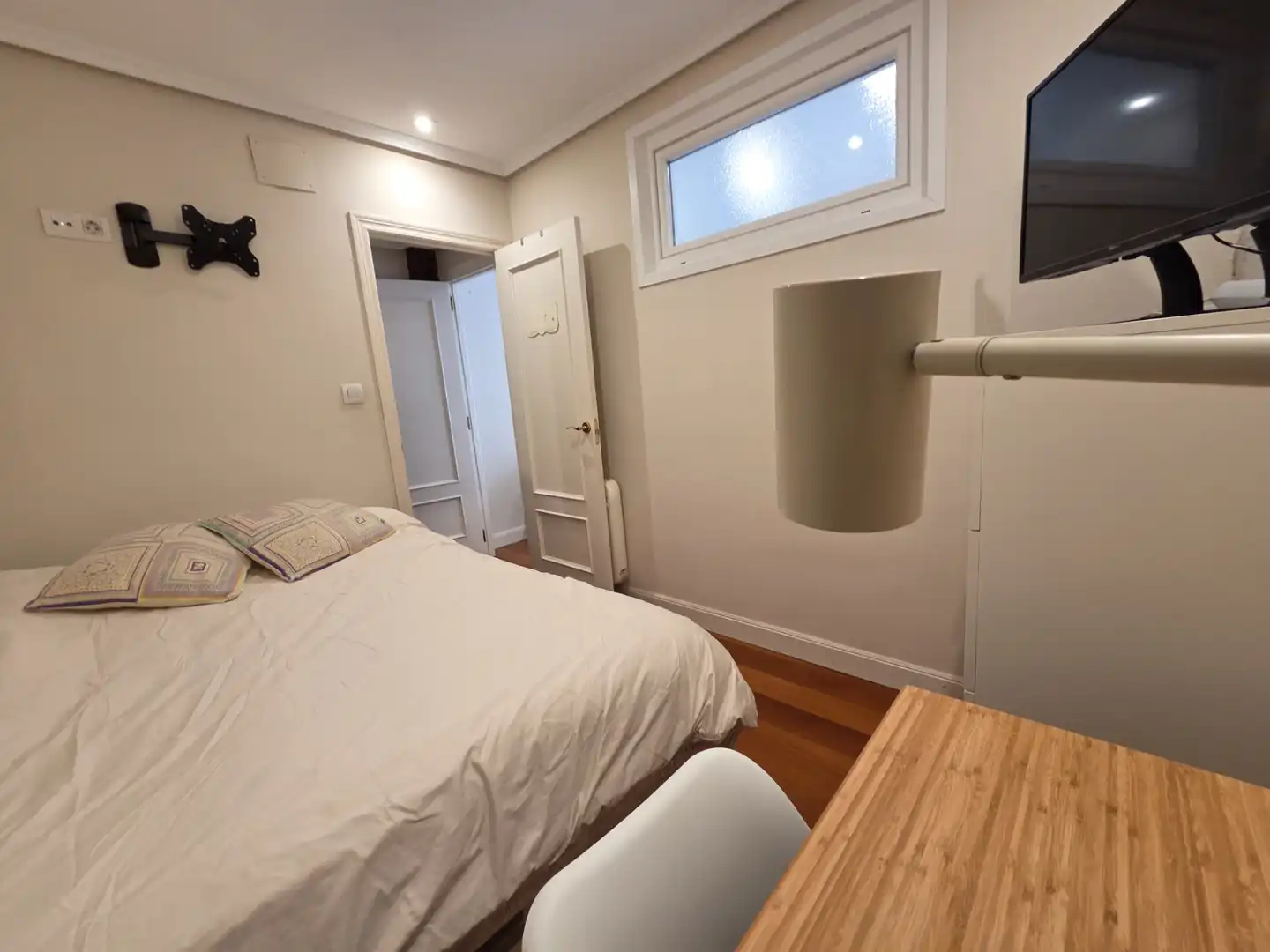 Schlafzimmer von Wohnung zum Verkauf in Bilbao  mit Klimaanlage, Heizung und Möbliert