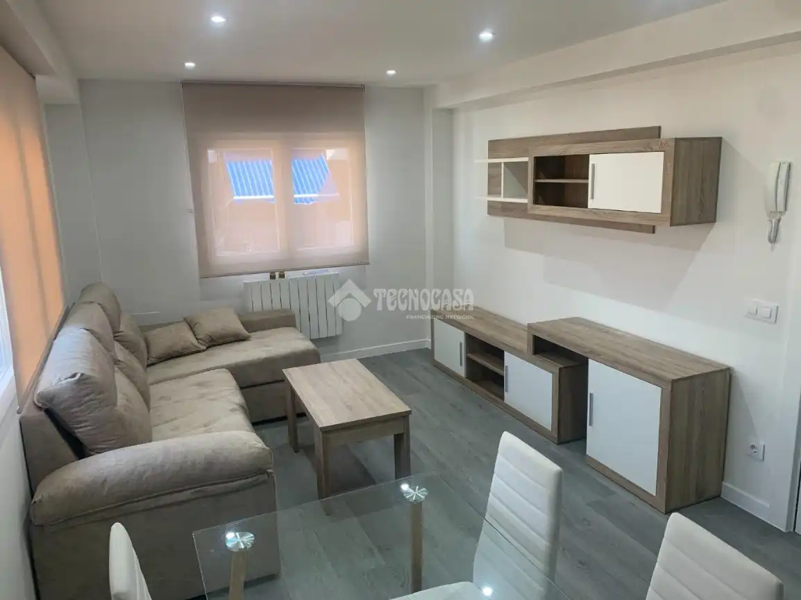 Living room of Flat for rent in Santa Marta de Tormes  with Heating