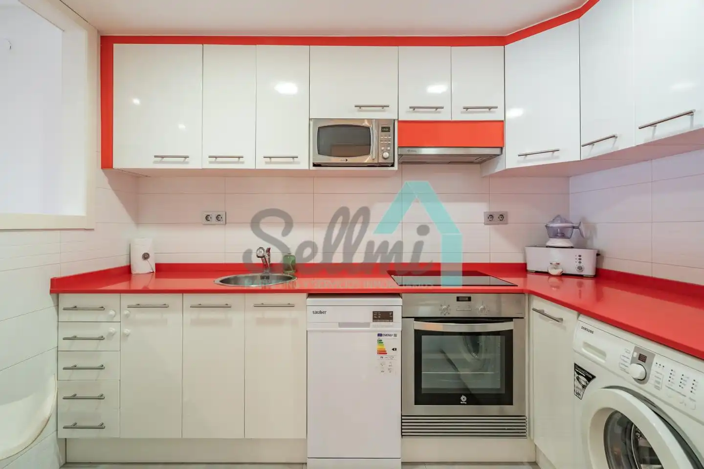 Cocina de Piso de alquiler en Oviedo  con Calefacción y Amueblado