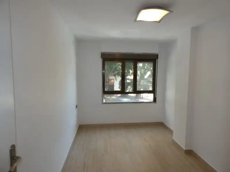 Flat for rent in Valencia, Valencia