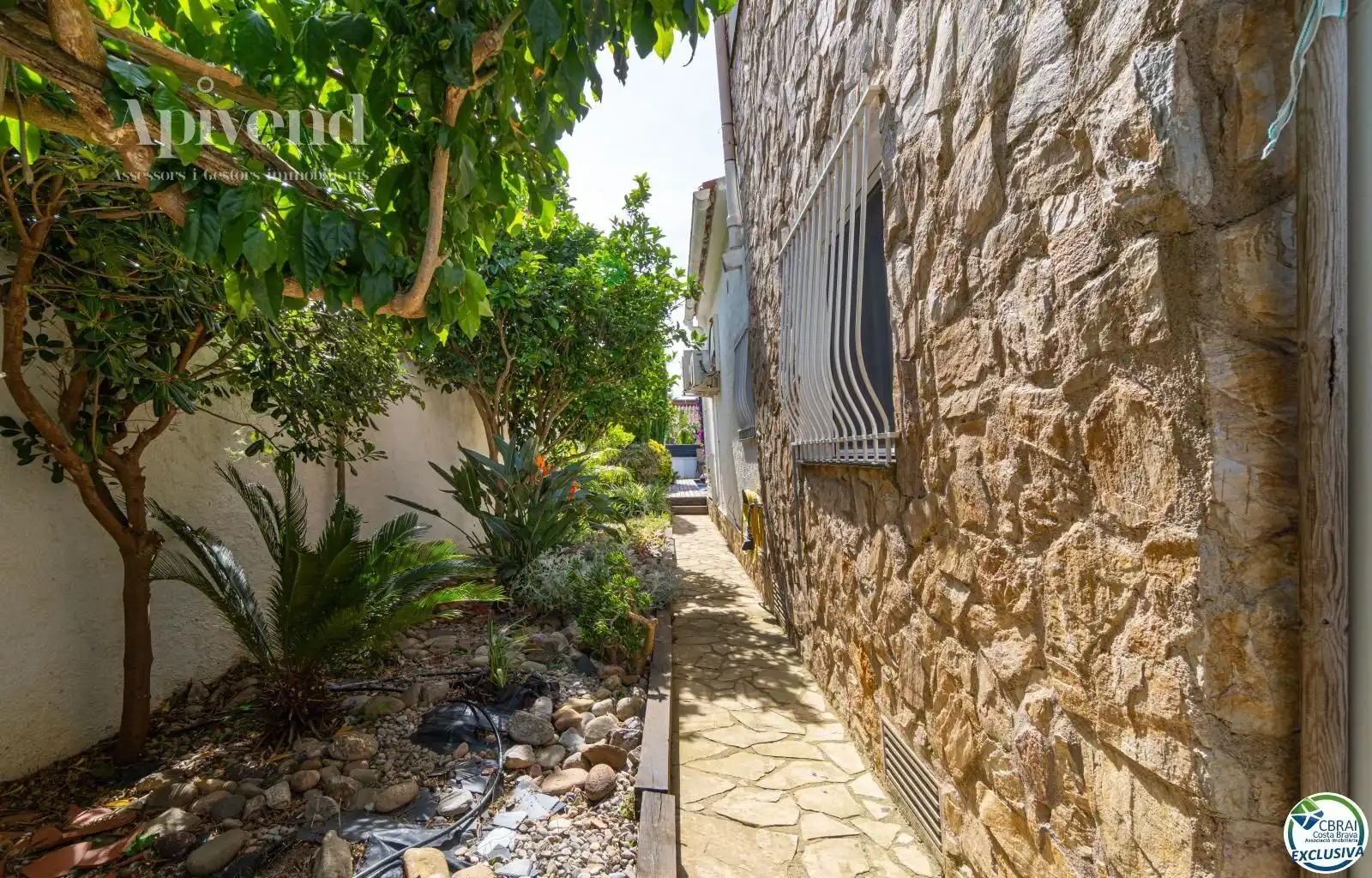 Villa con piscina in vendita a Peni, imagen 43