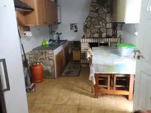 Cuina de Casa o xalet en venda en O Barco de Valdeorras   amb Terrassa, Piscina i Balcó