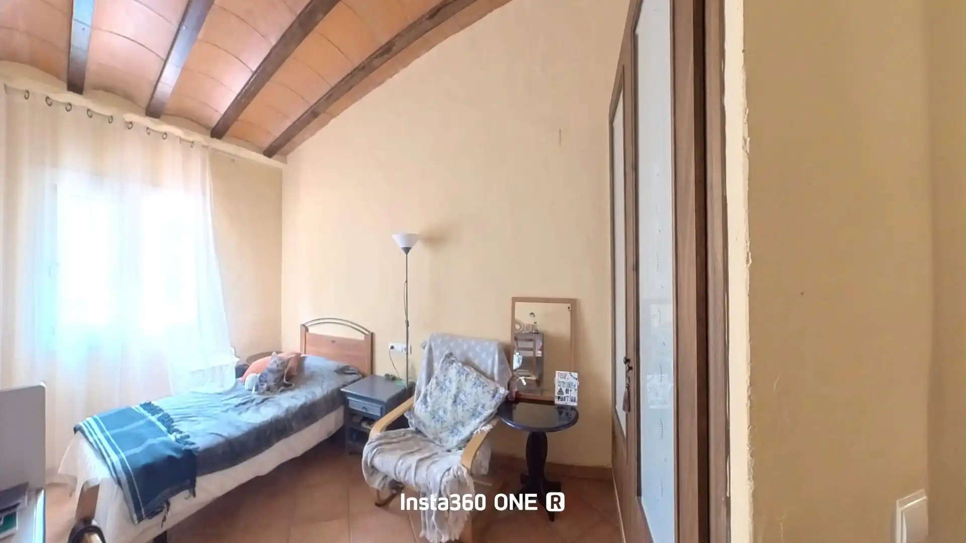 Sala d'estar de Casa o xalet en venda en Cubelles amb Calefacció, Jardí privat i Terrassa