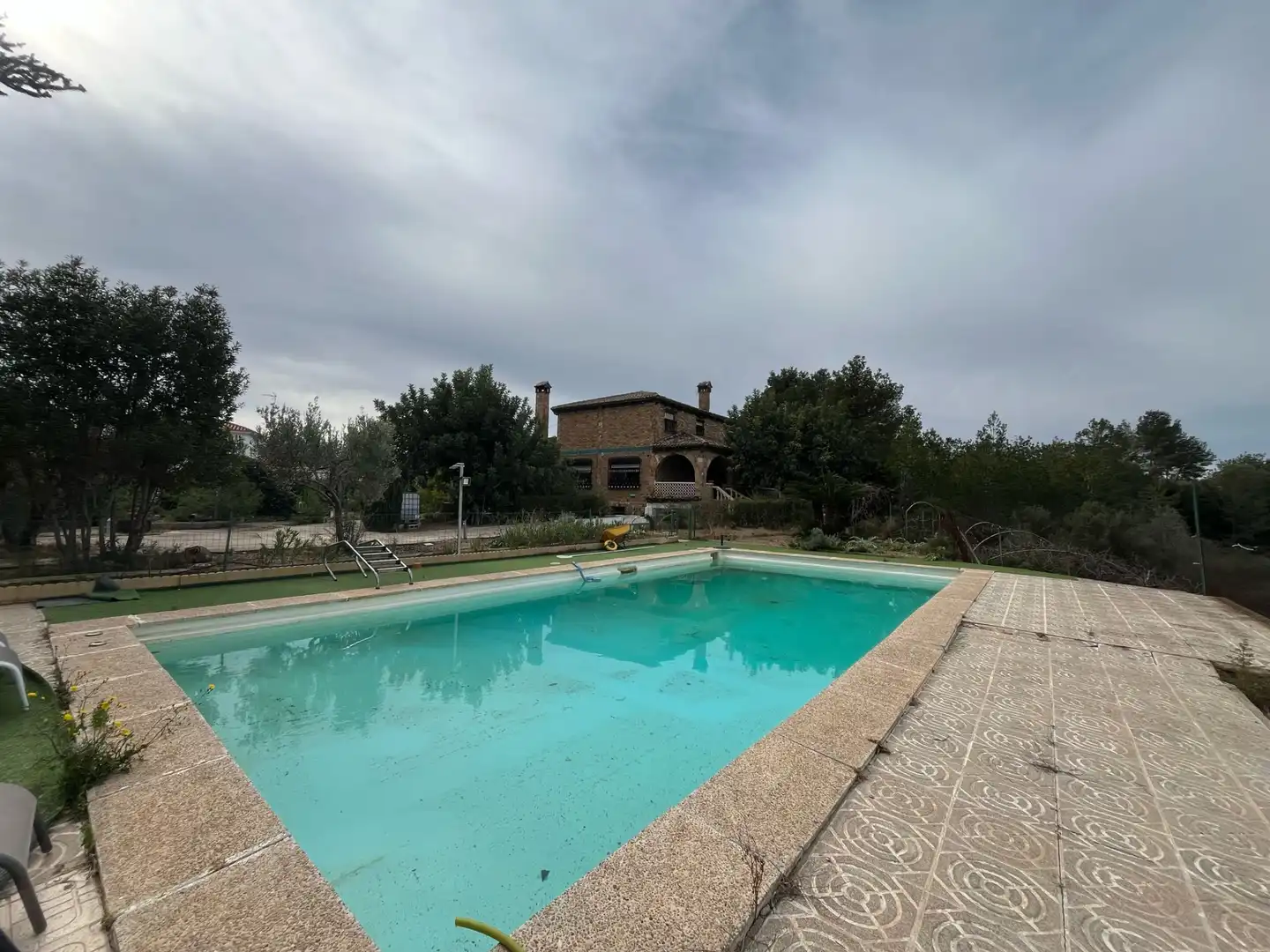 Piscina de Casa o chalet en venta en Macastre con Aire acondicionado, Jardín privado y Terraza
