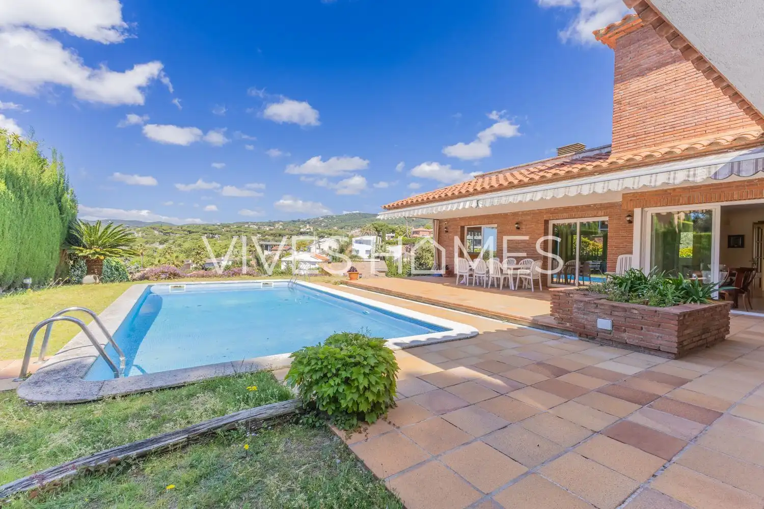 Exterior view of Houses for sale in Caldes d'Estrac  with Air Conditioner, Heating and Private garden