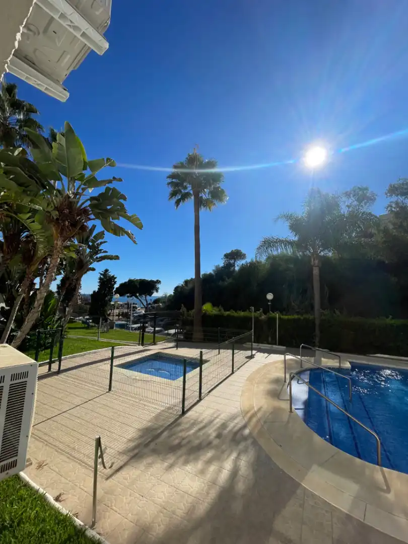 Piscina de Pis en venda en Mijas amb Aire condicionat, Piscina i Moblat