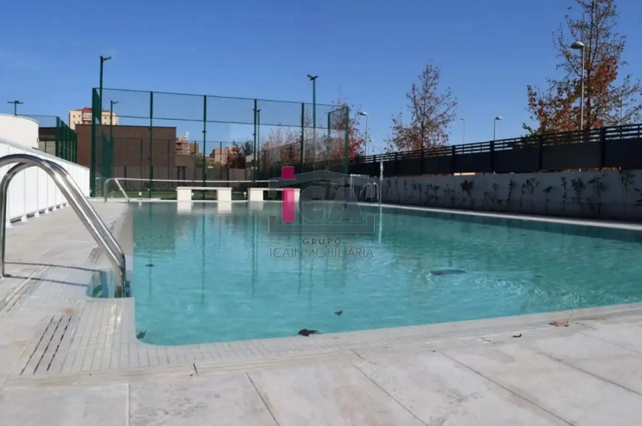 Swimming pool of Apartments for rent in Cáceres  with Air Conditioner, Heating and Terrace