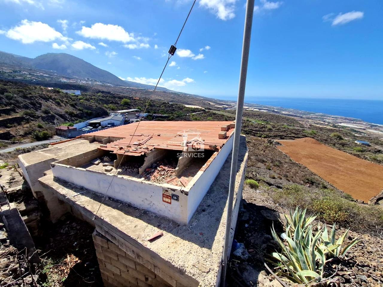 Casa o xalet en venda en Guía de Isora amb Jardí privat