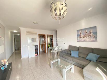 Living room of Flat for sale in Santa Lucía de Tirajana  with Air Conditioner