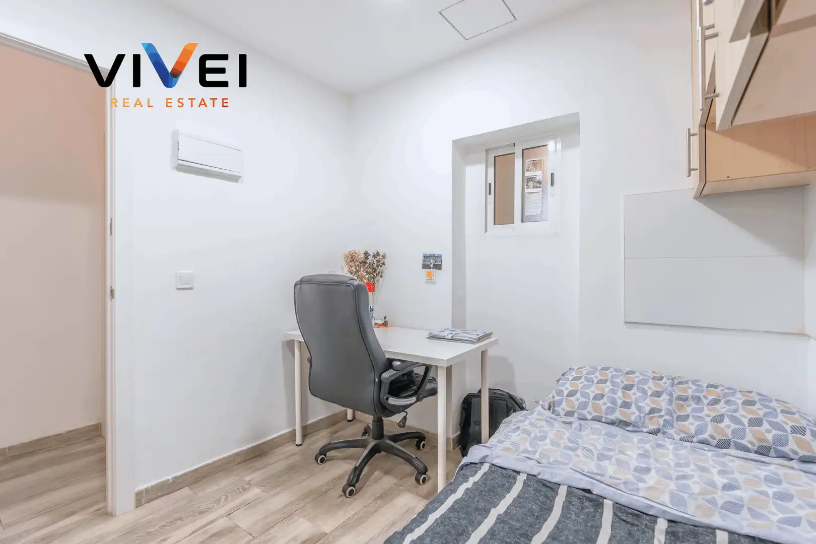 Habitación de Piso en venta en Madrid con Calefacción y Balcón