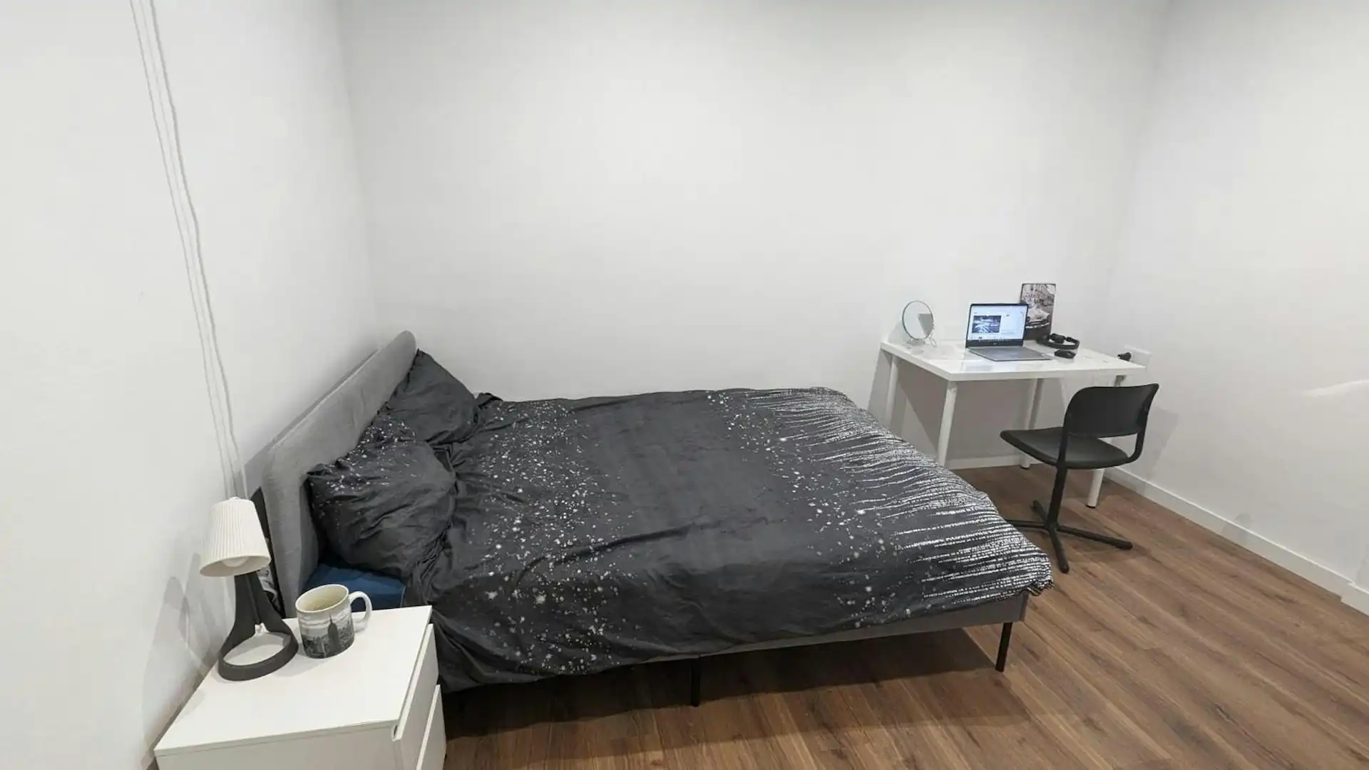 Habitación de Piso para compartir en Badalona con Amueblado y Lavadora