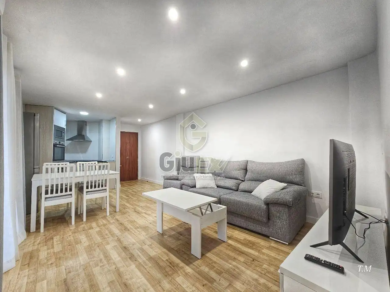 Sala d'estar de Apartament en venda en Cáceres amb Aire condicionat, Calefacció i Terrassa