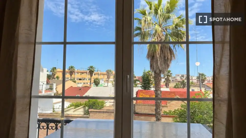 Vista exterior de Pis de lloguer en Valencia amb Aire condicionat, Calefacció i Moblat
