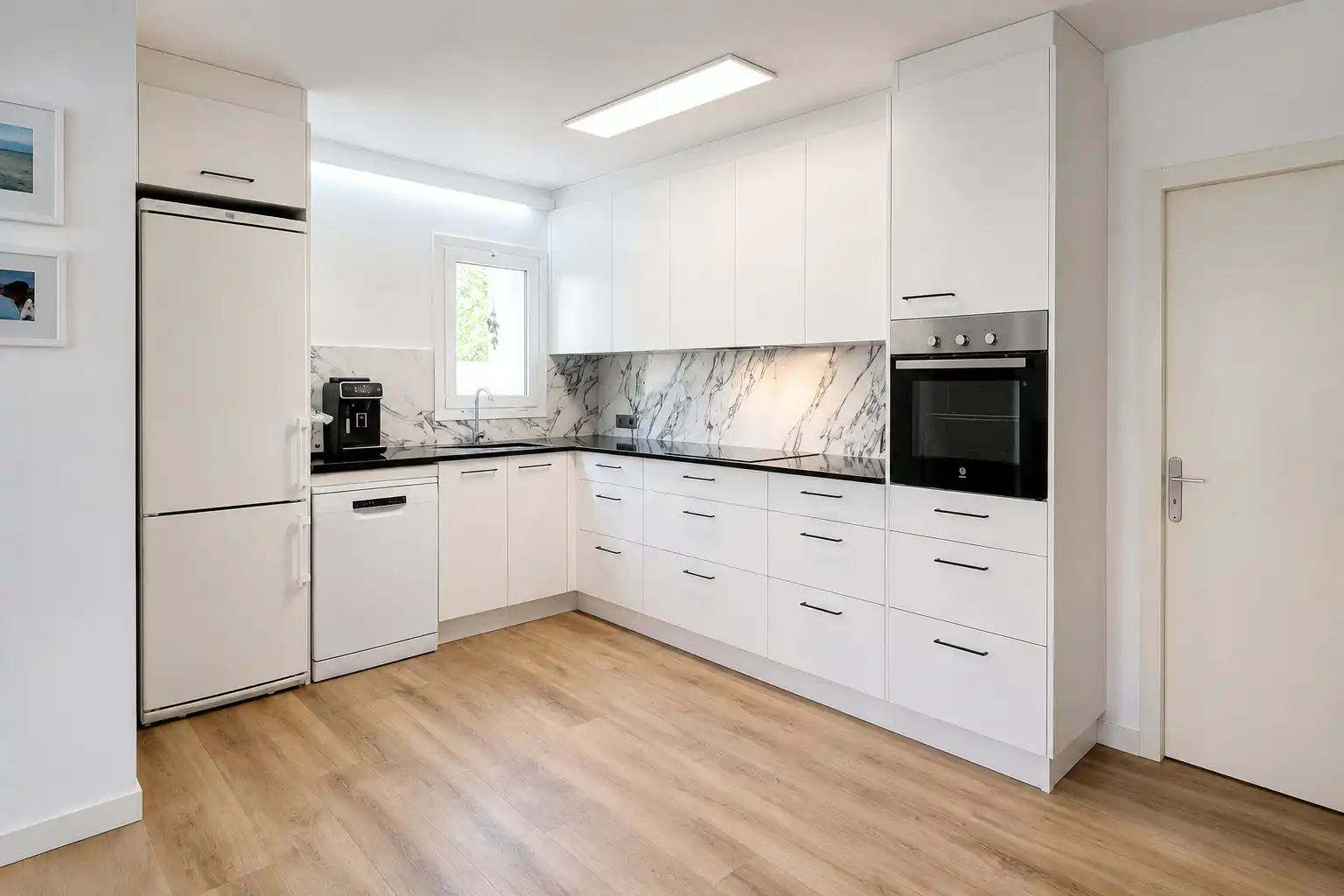 Küche von Wohnung zum Verkauf in Figueres mit Heizung, Parkett und Terrasse