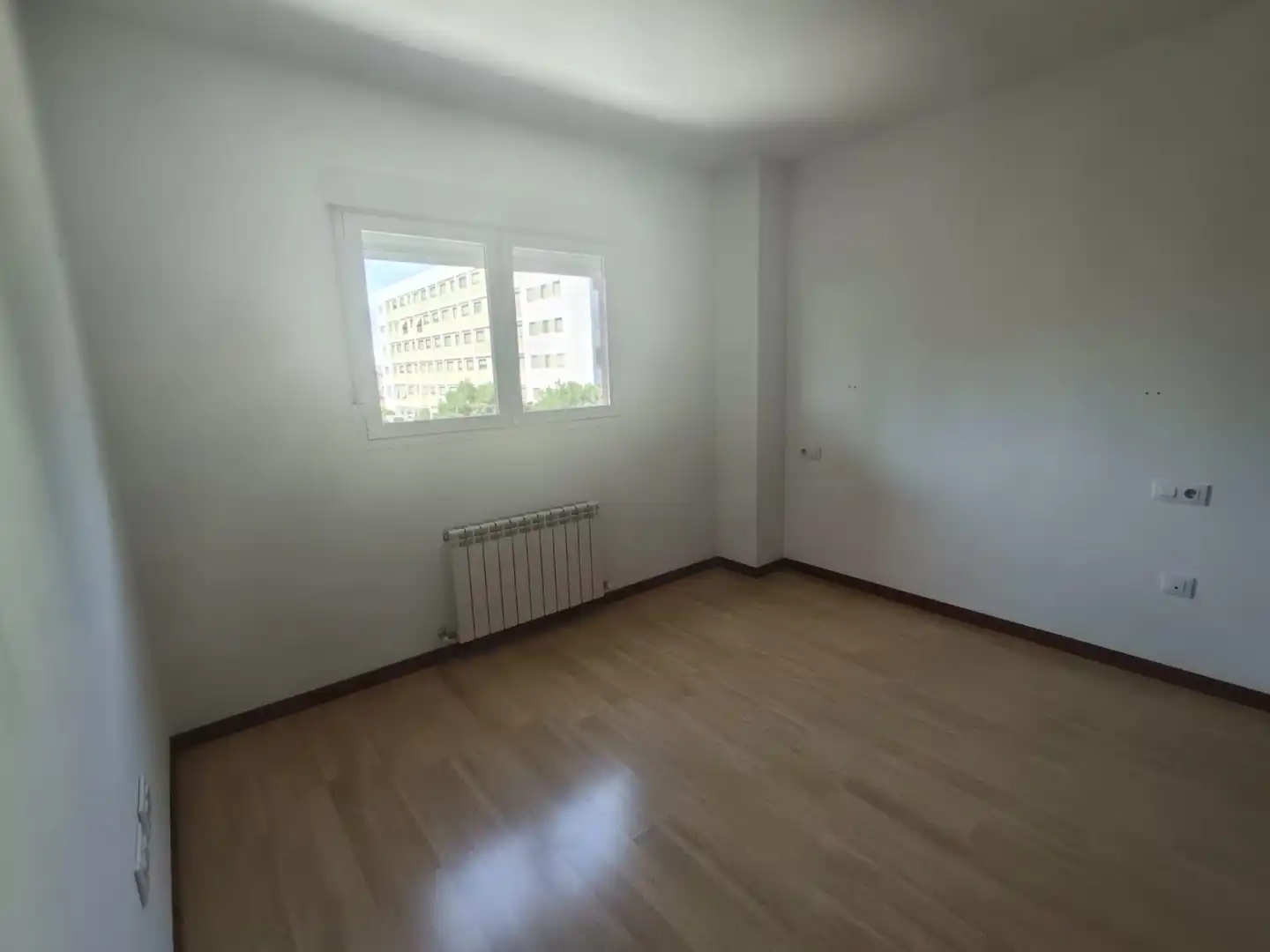 Habitación de Piso de alquiler en Córdoba con Aire acondicionado, Jardín privado y Terraza