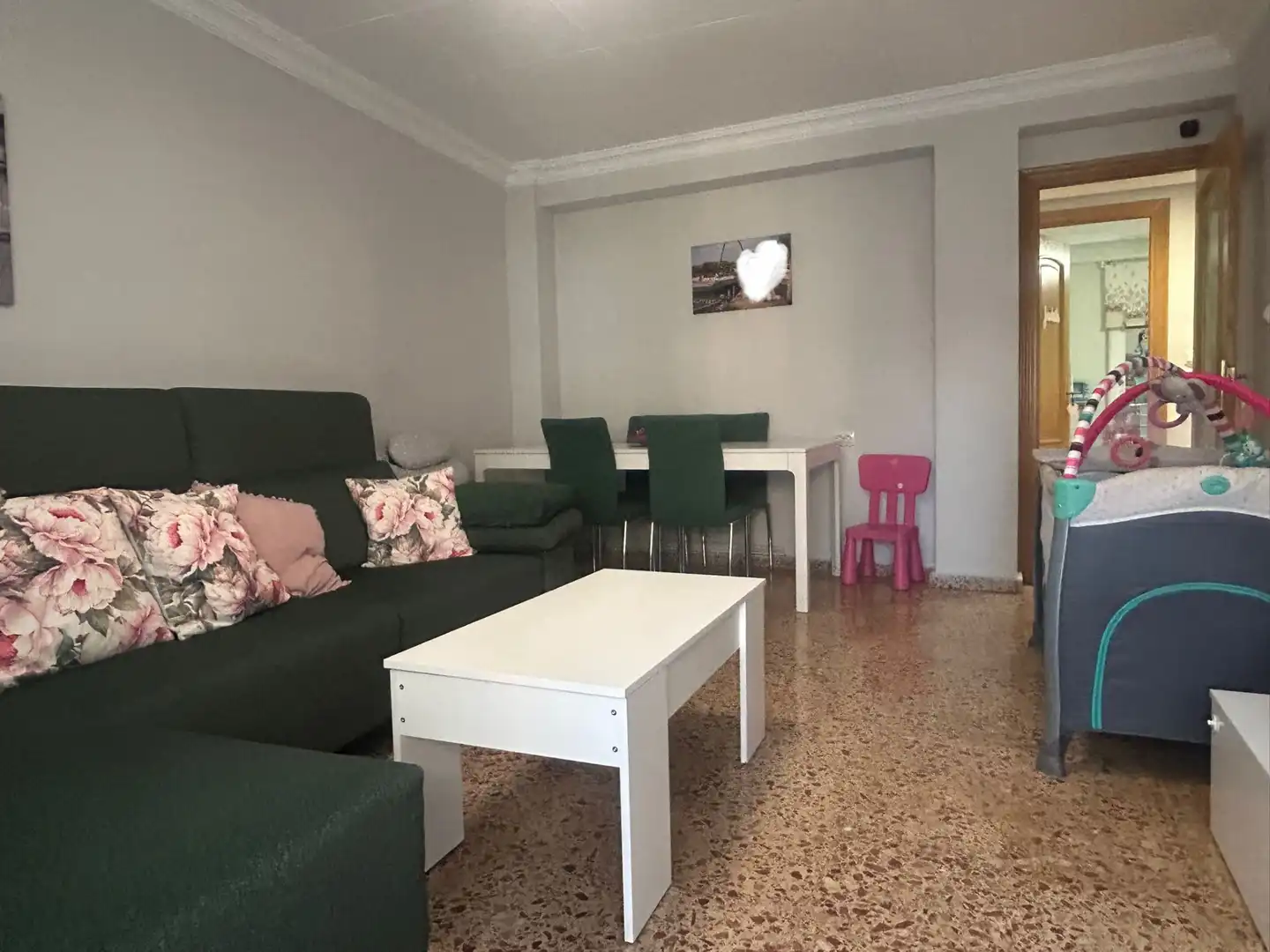 Living room of Flat for sale in Benetússer  with Air Conditioner, Heating and Storage room