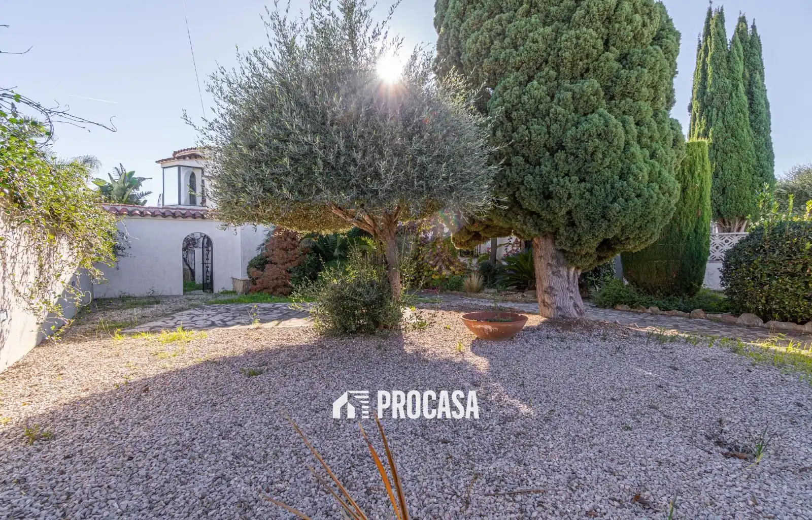 Vista exterior de Casa o xalet en venda en Empuriabrava amb Aire condicionat, Calefacció i Traster