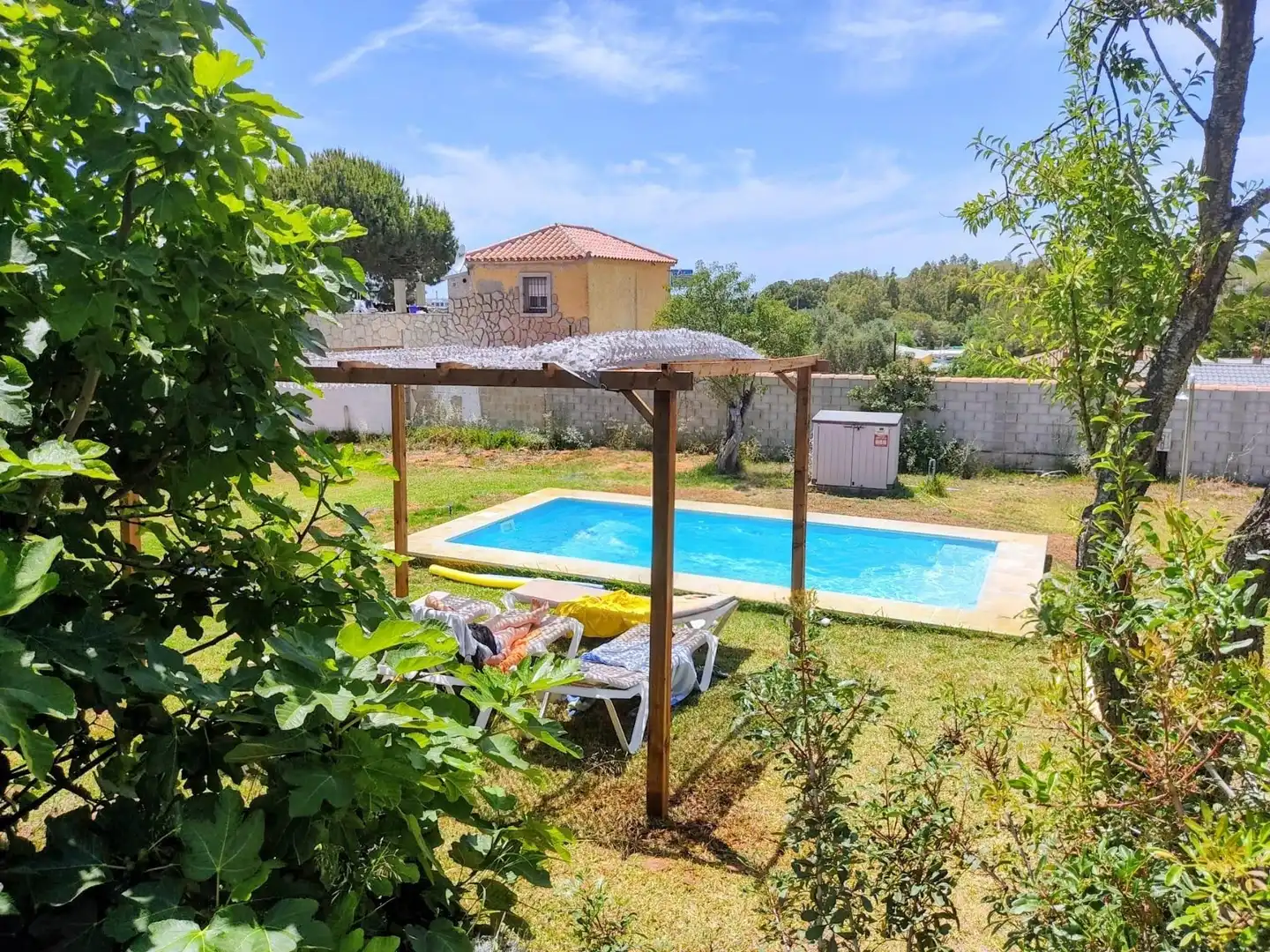 Swimming pool of Country homes for sale in Chiclana de la Frontera  with Private garden, Storage room and Swimming Pool
