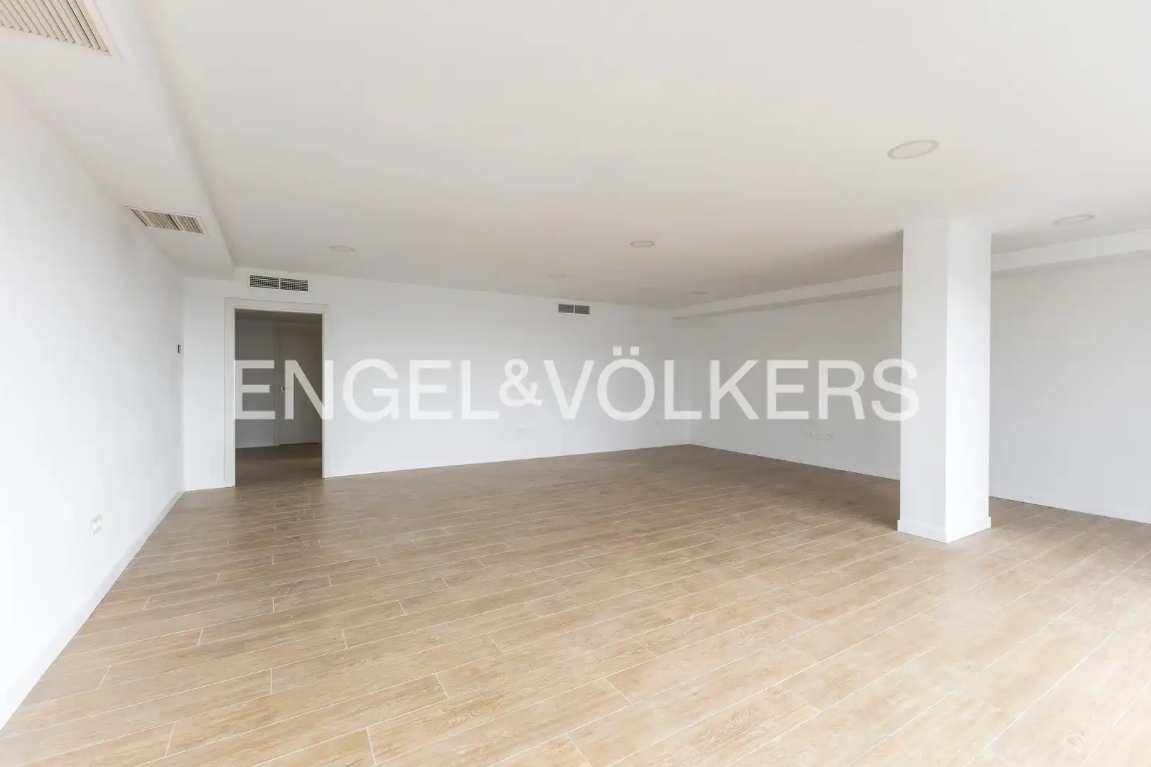 Dining room of Flat for rent in Madrid  with Air Conditioner, Heating and Terrace