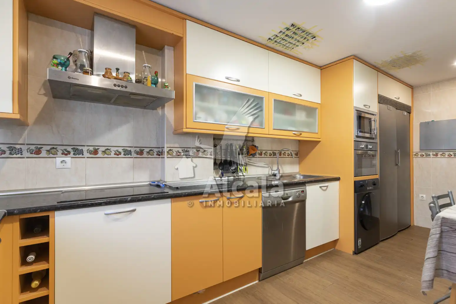 Cocina de Casa adosada en venta en Valdeavero con Aire acondicionado, Calefacción y Jardín privado