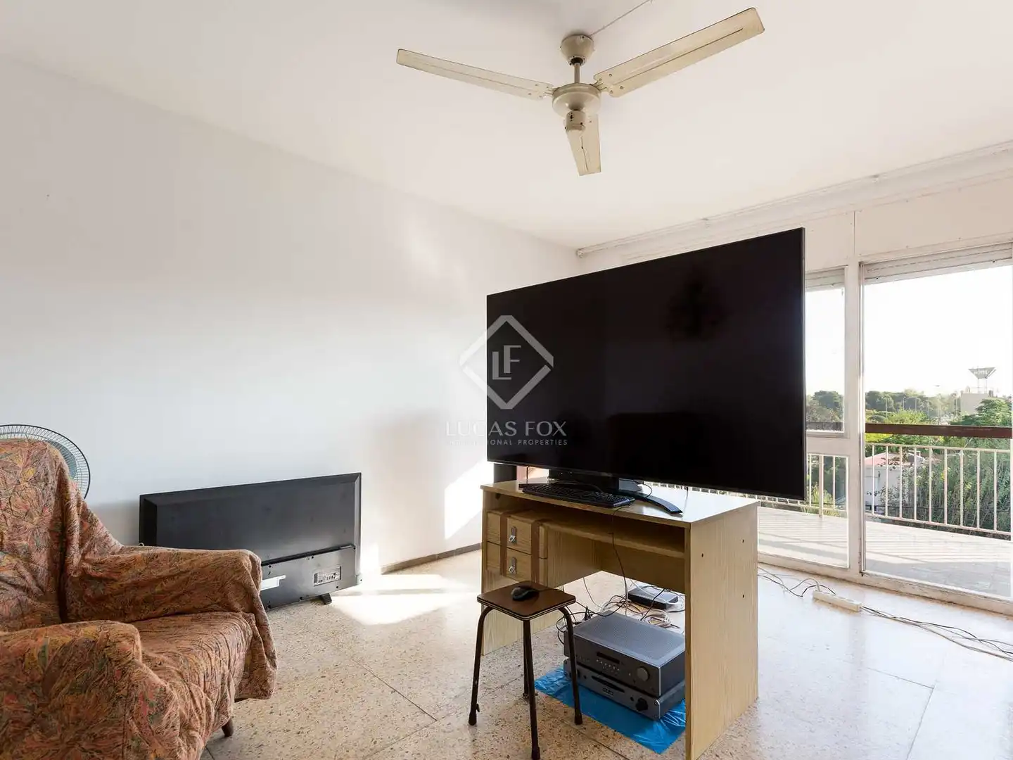 Living room of Flat for sale in Castelldefels  with Terrace, Storage room and Swimming Pool