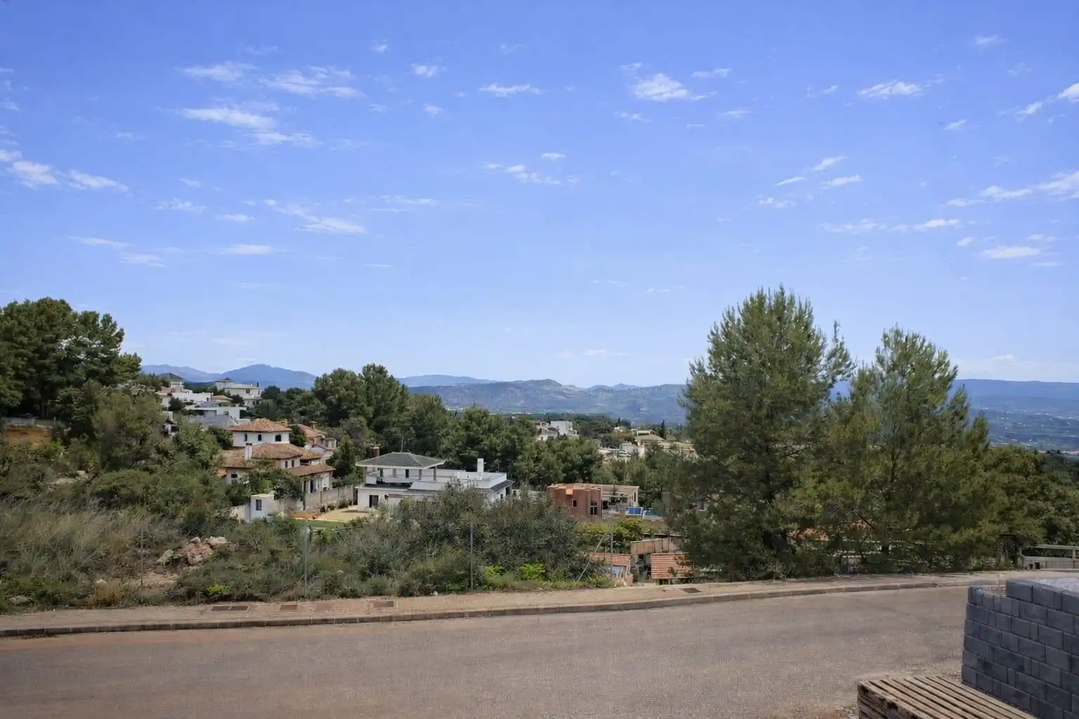 Terreny residencial en venda a Calle Cañete la Real 64