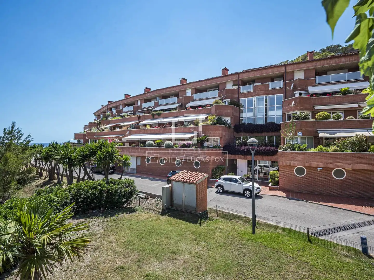 Exterior view of Flat for sale in Sitges  with Air Conditioner, Heating and Private garden
