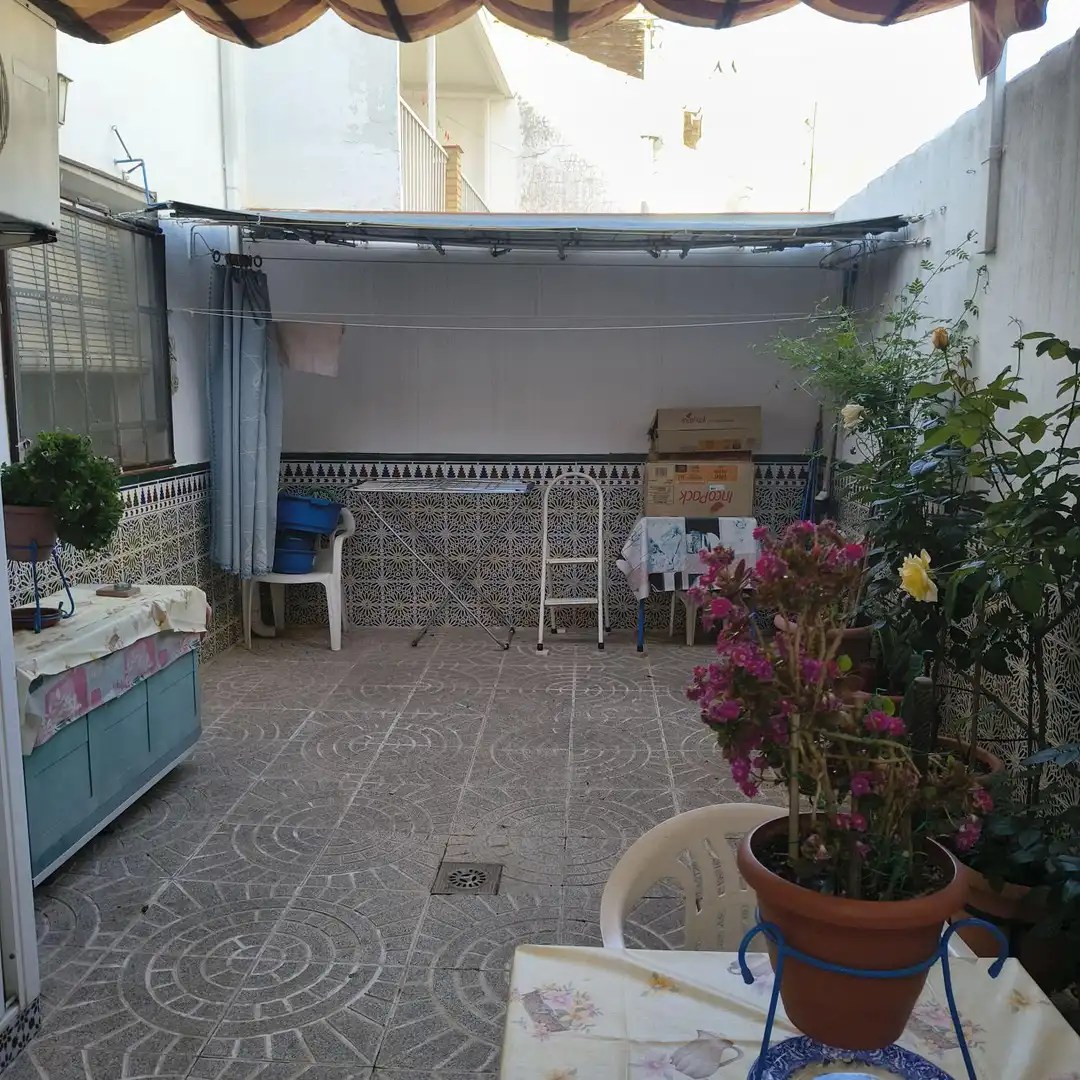 Terrassa de Casa o xalet en venda en Linares amb Aire condicionat i Balcó