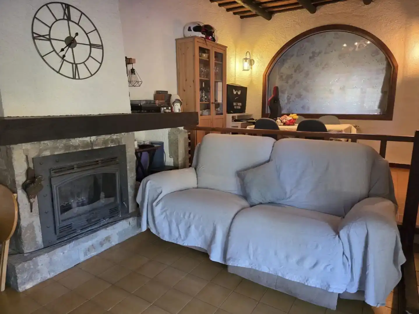 Sala d'estar de Pis de lloguer en Begur amb Aire condicionat, Jardí privat i Traster