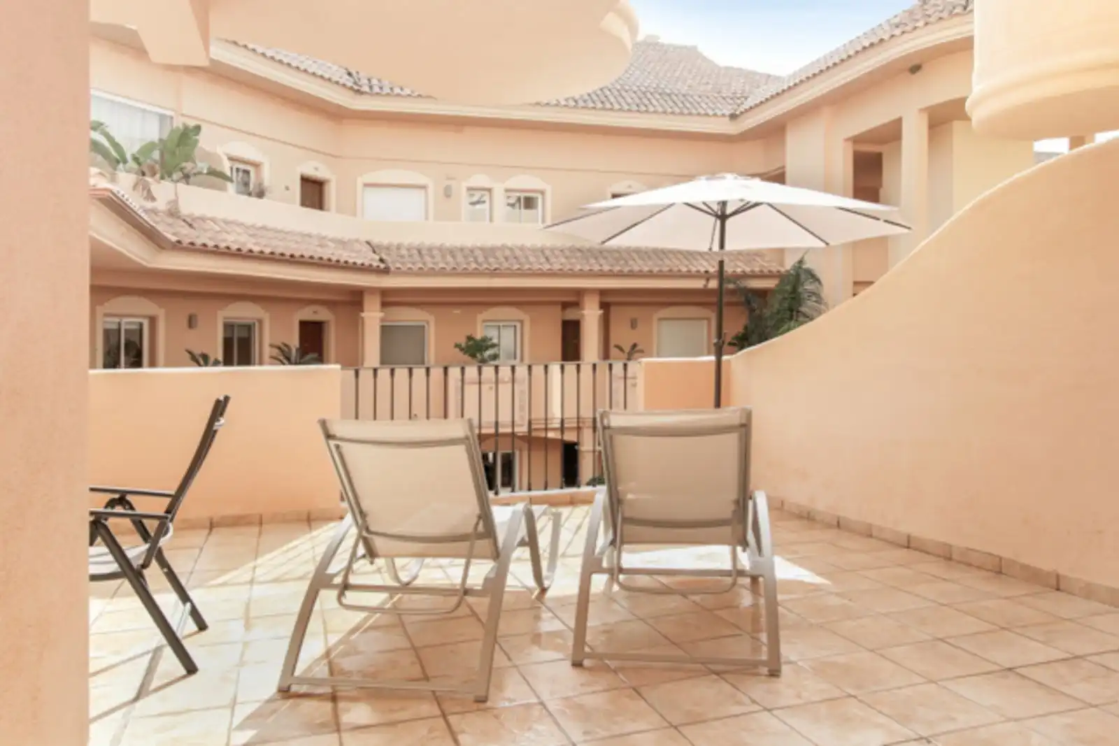 Apartament amb piscina en venda a Calle los Granados, imagen 31
