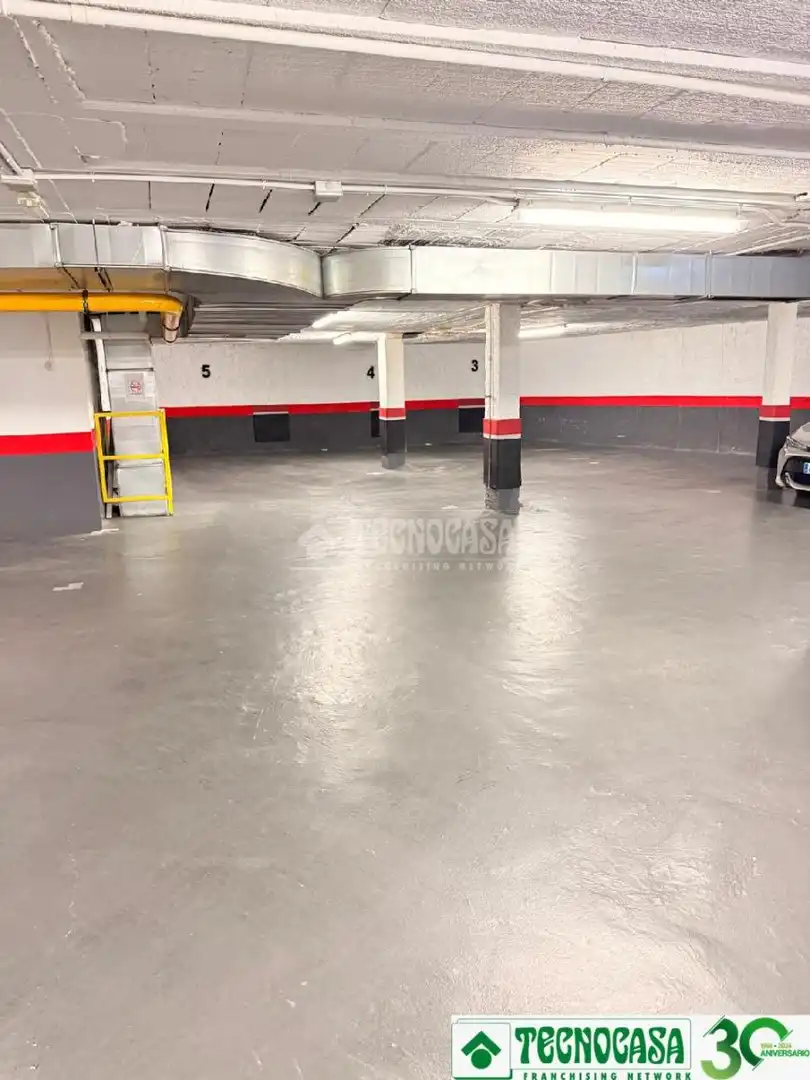 Parking of Garage for rent in Madrid
