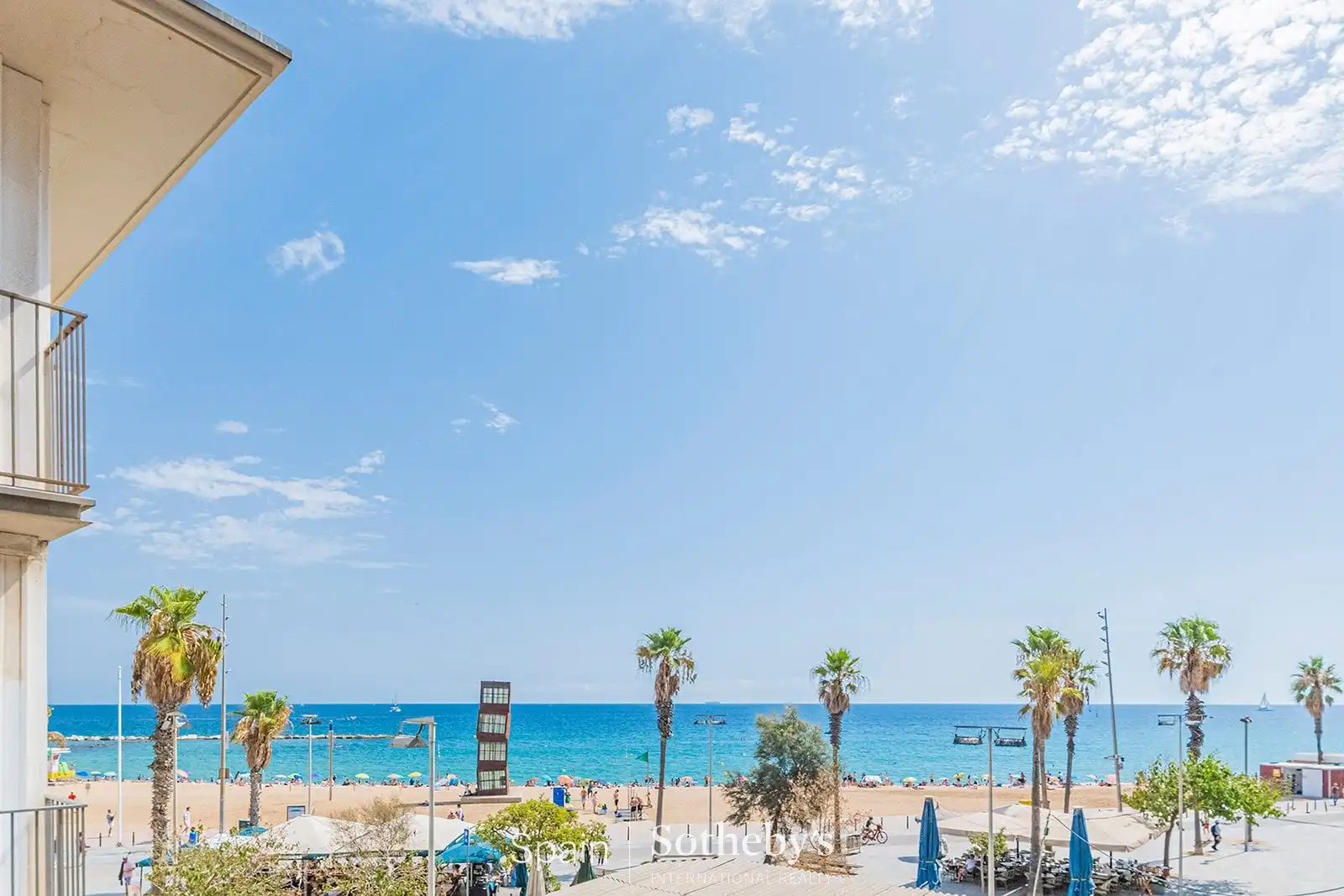 Apartament amb ascensor en venda a Carrer de Sevilla