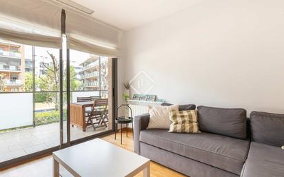 Living room of Flat for sale in Sant Cugat del Vallès  with Air Conditioner, Heating and Terrace