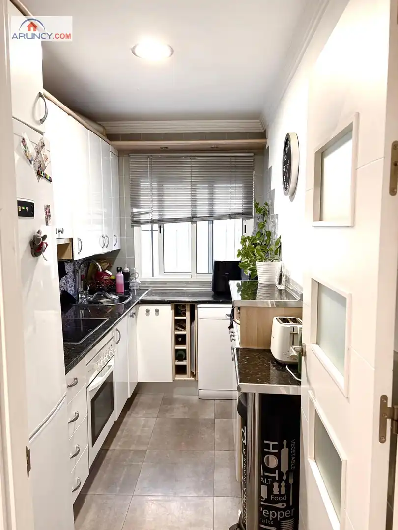 Kitchen of Flat for sale in Sevilla  with Air Conditioner, Heating and Private garden